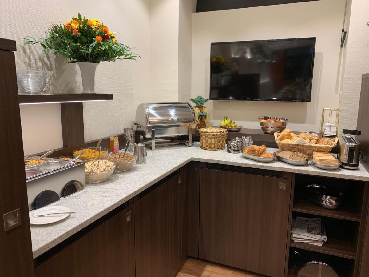 פרנקפורט Hotel Huebler מראה חיצוני תמונה